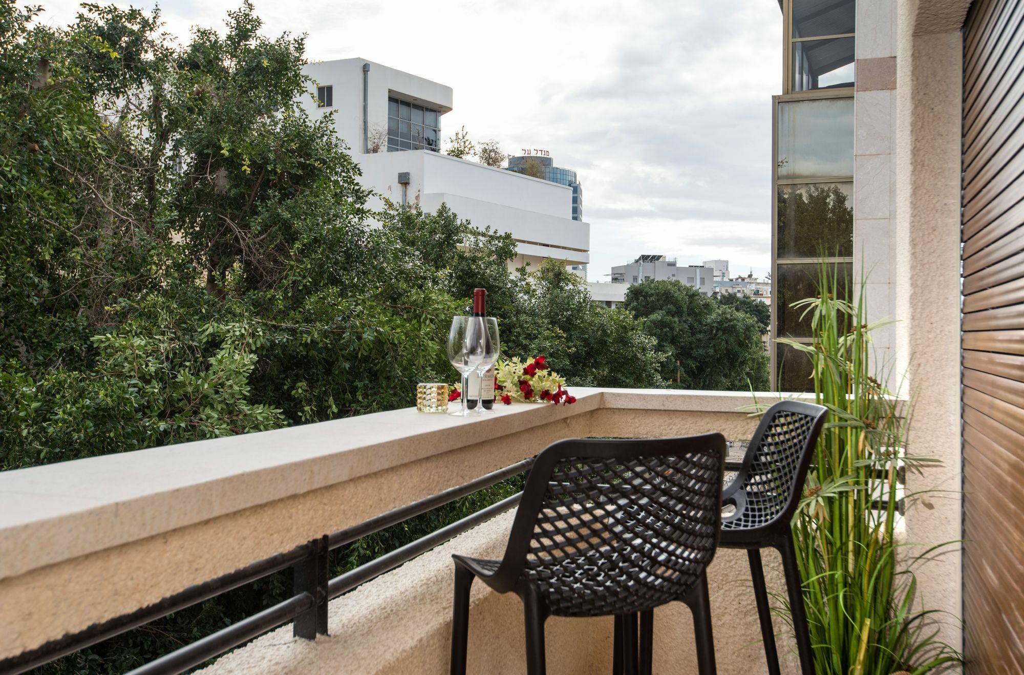 Reines5 Tlv Aparthotel Tel Aviv Exterior photo